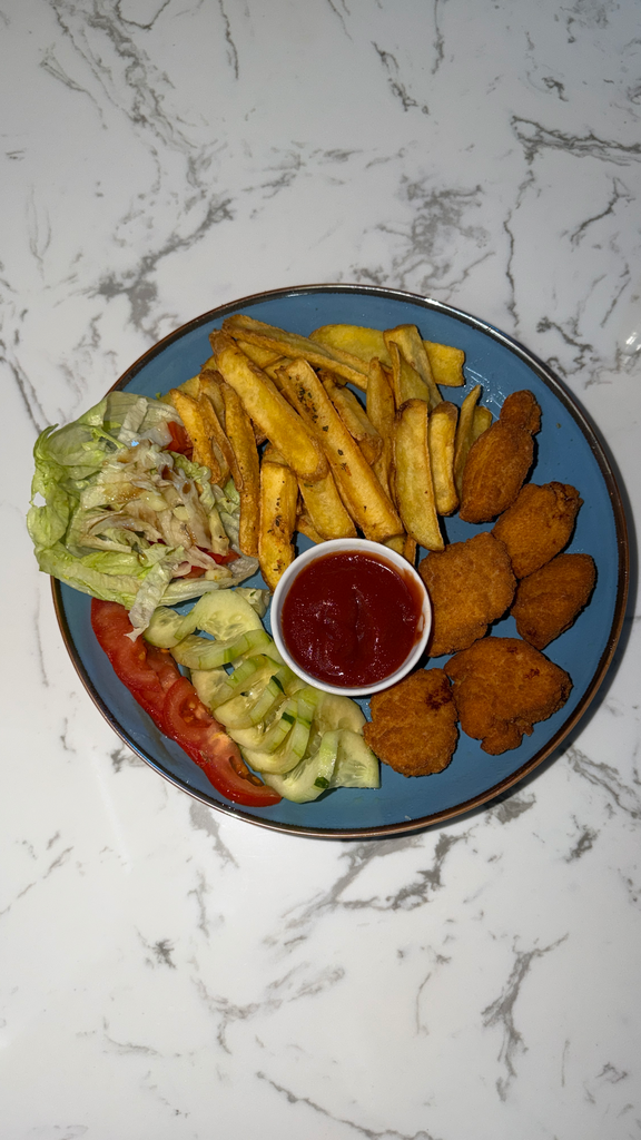 Nuggets 6 Stk Pre­mi­um Chi­cken Nug­gets Menü